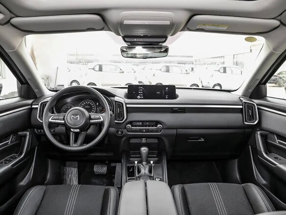 2026 Mazda CX-50, чёрный - вид 4