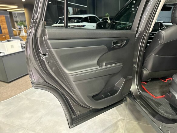 2021 Toyota Highlander IV (XU70), серый - вид 10