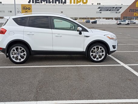 2012 Ford Kuga I, белый, 1350000 рублей, вид 3