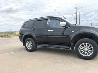 2011 Mitsubishi Pajero Sport II, чёрный, 1500000 рублей, вид 3