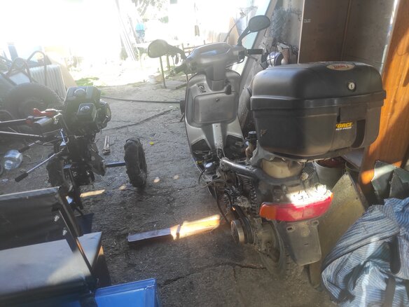 1998 Honda Lead 90, чёрный, 5000 рублей