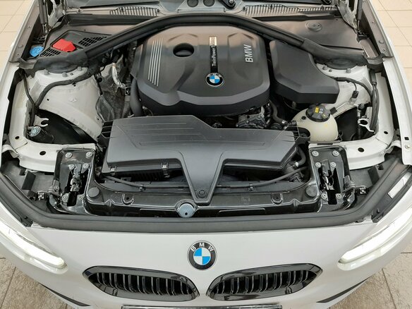 2018 BMW 1 серии 118i II (F20/F21) Рестайлинг 2, белый, 1539000 рублей - вид 6