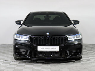 2020 BMW 5 серии 520d xDrive VII (G30/G31/G38), чёрный, 4200000 рублей, вид 3