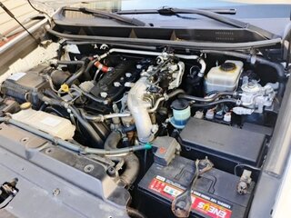 2012 Toyota Land Cruiser Prado 150 Series, белый, 2800000 рублей, вид 4