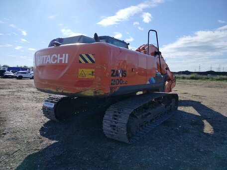 2022 Hitachi ZX200, оранжевый, 8150000 рублей, вид 3