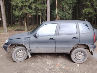 2005 Chevrolet Niva I, чёрный, 320000 рублей, вид 4