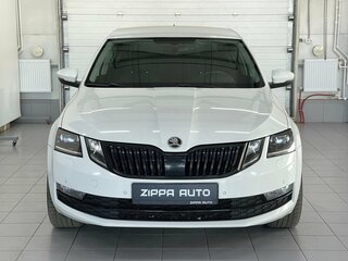 2018 Skoda Octavia III (A7) Рестайлинг, белый, 1919000 рублей, вид 2