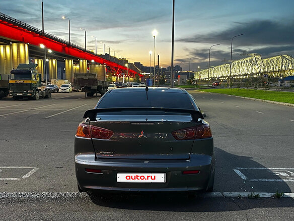 2008 Mitsubishi Lancer X, серый, 670000 рублей - вид 3