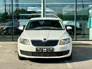 2013 Skoda Octavia III (A7), белый, 895000 рублей, вид 3