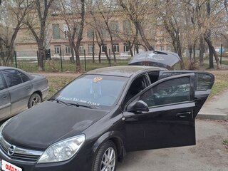 2011 Opel Astra H Рестайлинг, чёрный, 480000 рублей, вид 1
