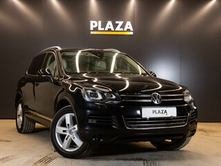 2013 Volkswagen Touareg II, чёрный, 2399000 рублей, вид 2