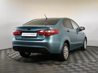 2011 Kia Rio 4-speed III, зелёный, 700000 рублей, вид 4