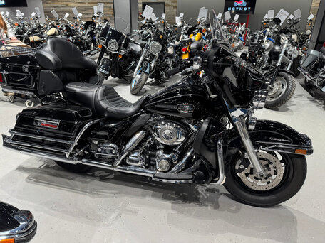2008 Harley-Davidson Electra Glide, чёрный, 1200000 рублей, вид 5