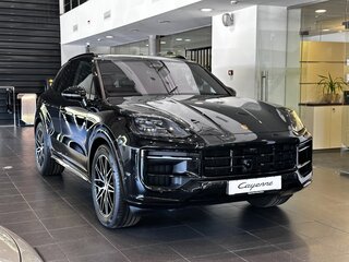 2026 Porsche Cayenne III Рестайлинг, чёрный, 23650000 рублей, вид 3