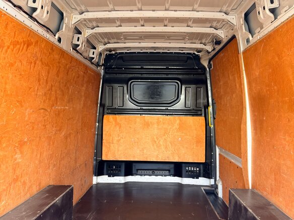 2017 Volkswagen Crafter, белый, 3450000 рублей - вид 9