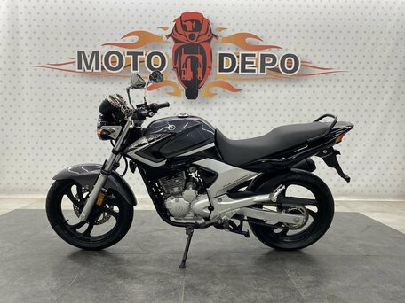 2011 Yamaha YBR250, чёрный, 279000 рублей, вид 2