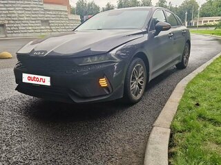 2022 Kia K5 III, чёрный, 2400000 рублей, вид 1