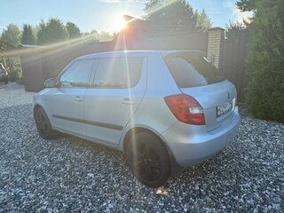 2011 Skoda Fabia II Рестайлинг, серебристый, 625000 рублей, вид 5