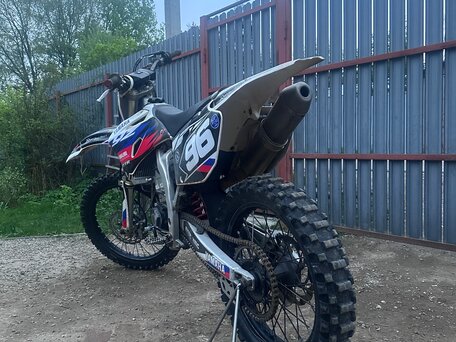 2009 Yamaha YZ250F, белый, 250000 рублей, вид 4