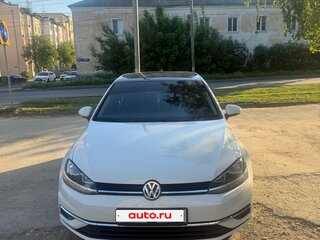 2020 Volkswagen Golf VII Рестайлинг, белый, 1590000 рублей, вид 3