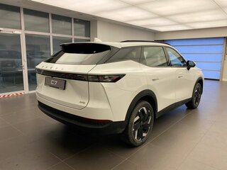 2026 Omoda C7, белый, 3499000 рублей, вид 3