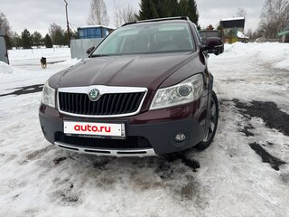 2011 Skoda Octavia Scout II (A5) Рестайлинг, красный, 975000 рублей, вид 1
