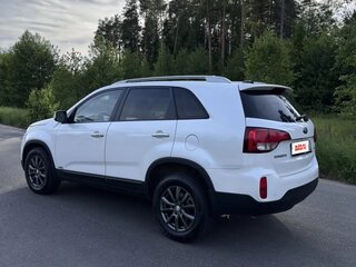 2018 Kia Sorento II Рестайлинг, белый, 2400000 рублей, вид 4