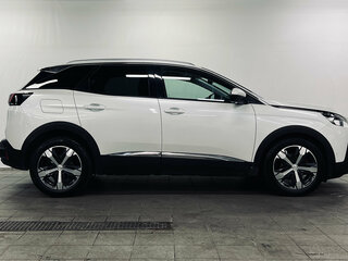 2017 Peugeot 3008 II, белый, 1600000 рублей, вид 3
