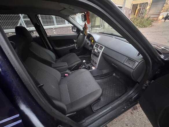 2011 Lada (ВАЗ) Priora I, синий, 330000 рублей - вид 6