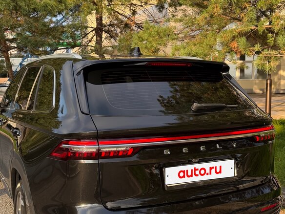 2021 Geely Monjaro (Xingyue L) I, чёрный, 2750000 рублей - вид 4