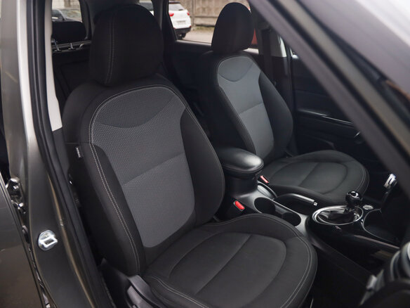 2018 Kia Soul II Рестайлинг, серебристый, 1332777 рублей - вид 25
