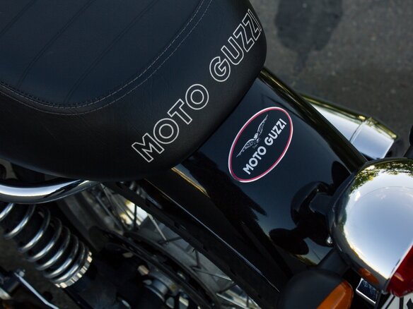 2013 Moto Guzzi V7 Spezial, жёлтый, 688000 рублей - вид 12