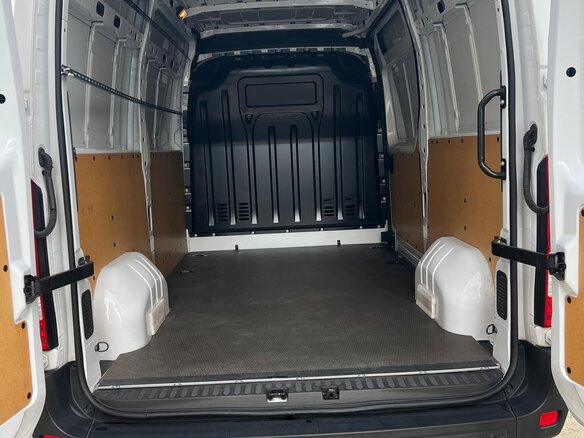 2024 Renault Master, белый, 4500000 рублей - вид 6