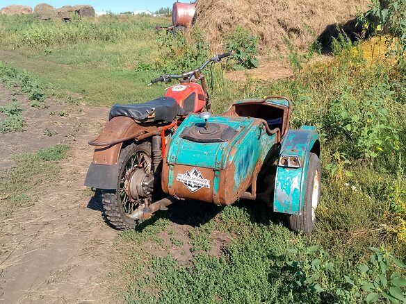 1980 Днепр MT-10, красный - вид 1
