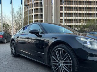 2018 Porsche Panamera 4 II, чёрный, 9900000 рублей, вид 5