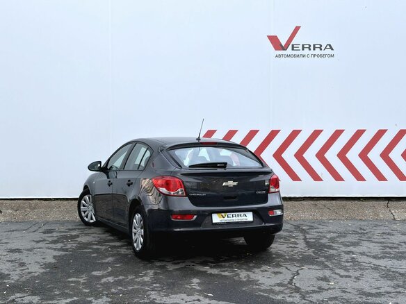 2013 Chevrolet Cruze I Рестайлинг, серый, 760000 рублей - вид 2
