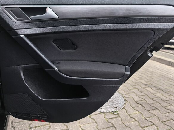 2019 Volkswagen Golf VII Рестайлинг, чёрный, 1779000 рублей - вид 13