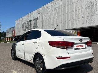 2016 Kia Rio III Рестайлинг, белый, 275000 рублей, вид 4