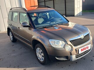 2011 Skoda Yeti I, коричневый, 735000 рублей, вид 4
