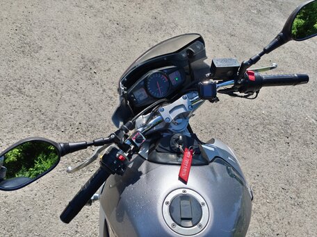 2006 Suzuki GSR 600, серебристый, 350000 рублей, вид 2