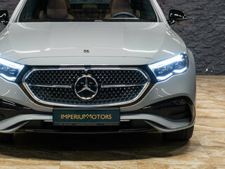 2026 Mercedes-Benz E-Класс 300 VI (W214, S214), серый, 9890000 рублей, вид 3