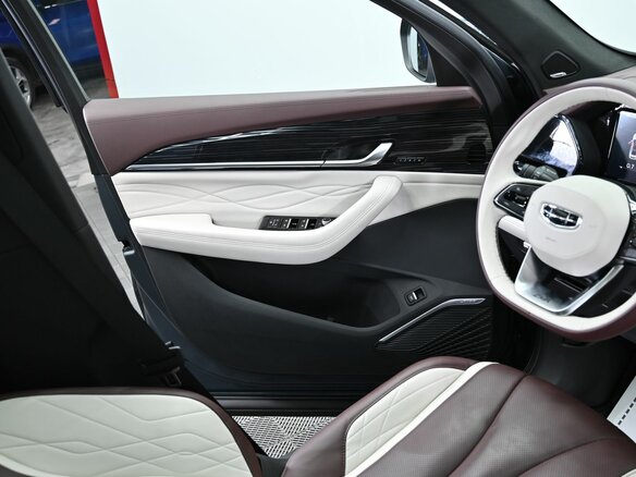 2024 Geely Monjaro I, серый - вид 9
