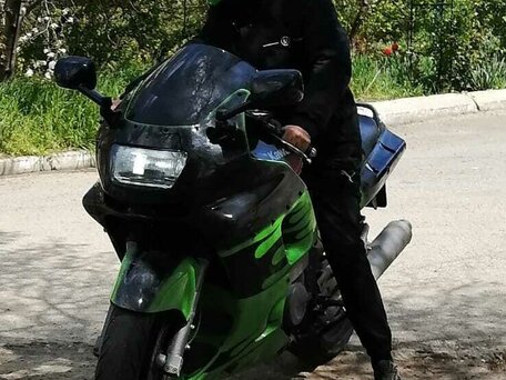 1993 Kawasaki ZZR 400, зелёный, 220000 рублей, вид 1