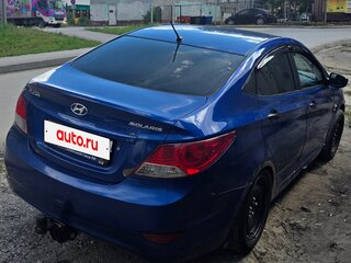2013 Hyundai Solaris I, синий, 360000 рублей, вид 4
