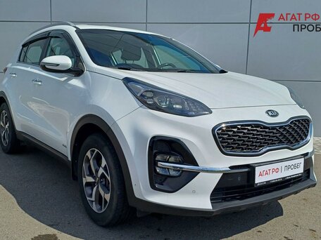2020 Kia Sportage IV Рестайлинг, белый, 2060000 рублей, вид 3