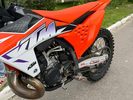 2023 KTM 300 SX, оранжевый, 600000 рублей, вид 4