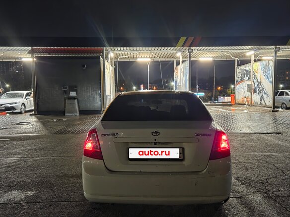 2015 Daewoo Gentra II, жёлтый - вид 3