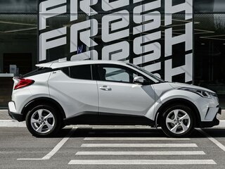 2018 Toyota C-HR I, белый, 2375000 рублей, вид 5