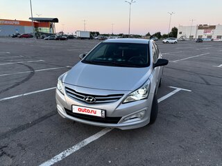 2014 Hyundai Solaris I Рестайлинг, серебристый, 900000 рублей, вид 5