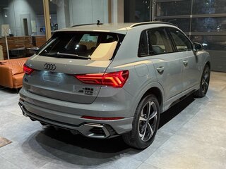2026 Audi Q3 45 TFSI II (F3), серый, 5690000 рублей, вид 3